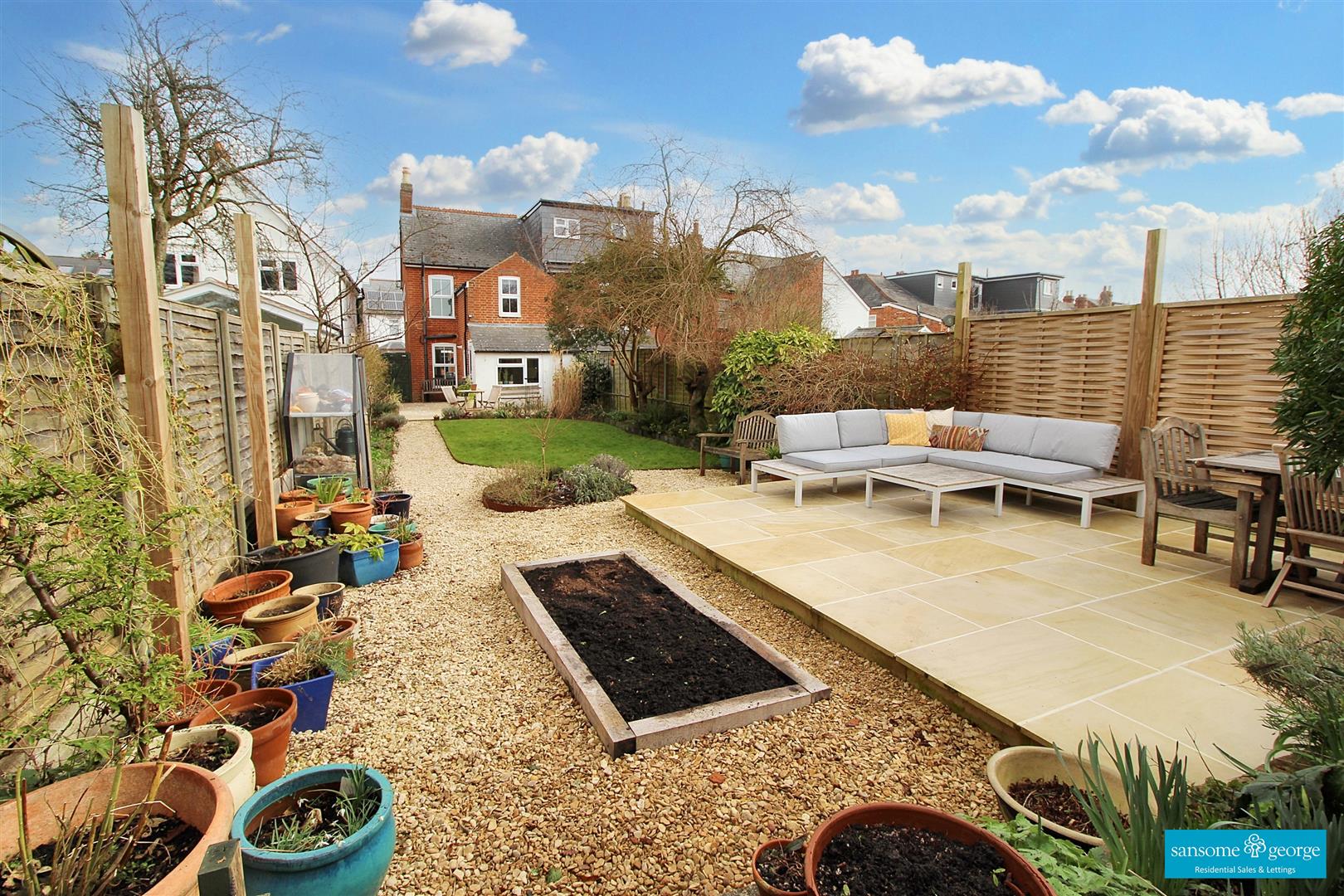 Recreation Road, Tilehurst, Reading